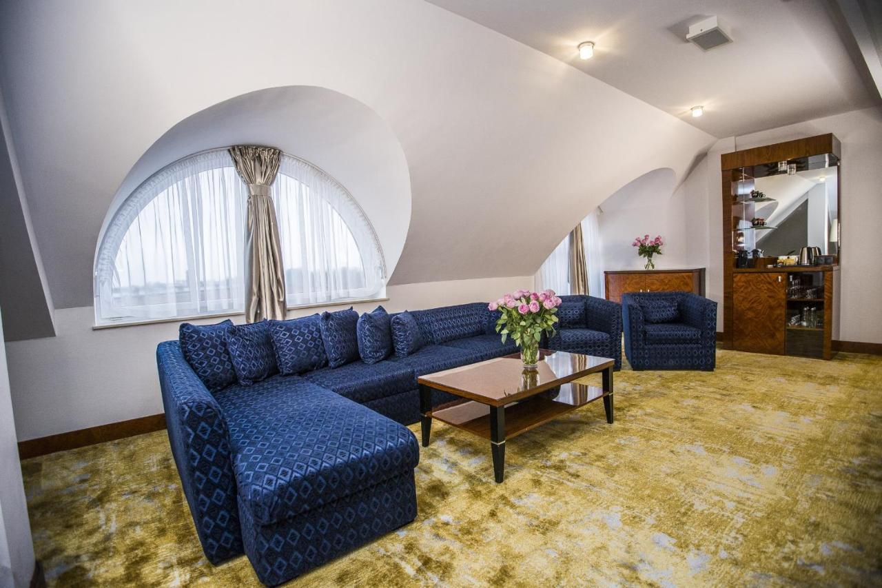 Grand Lubicz Uzdrowisko Ustka Hotel Exterior foto Suite